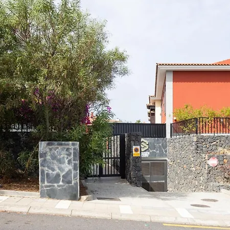 Prázdninový dům Amplia Casa Familiar Con Piscina